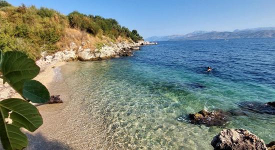 Karavi Beach