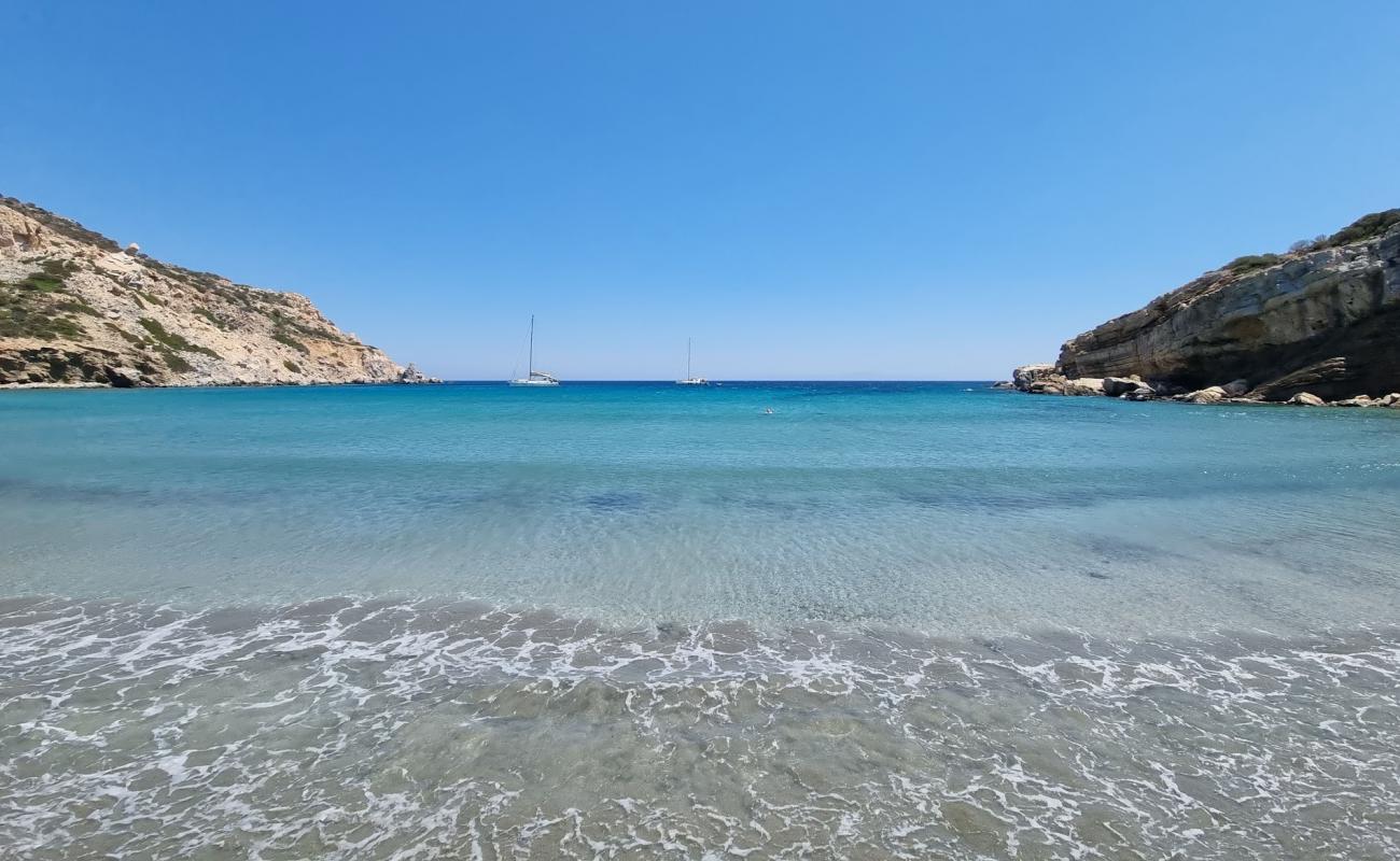 Photo de Meadow Beach avec sable beige de surface