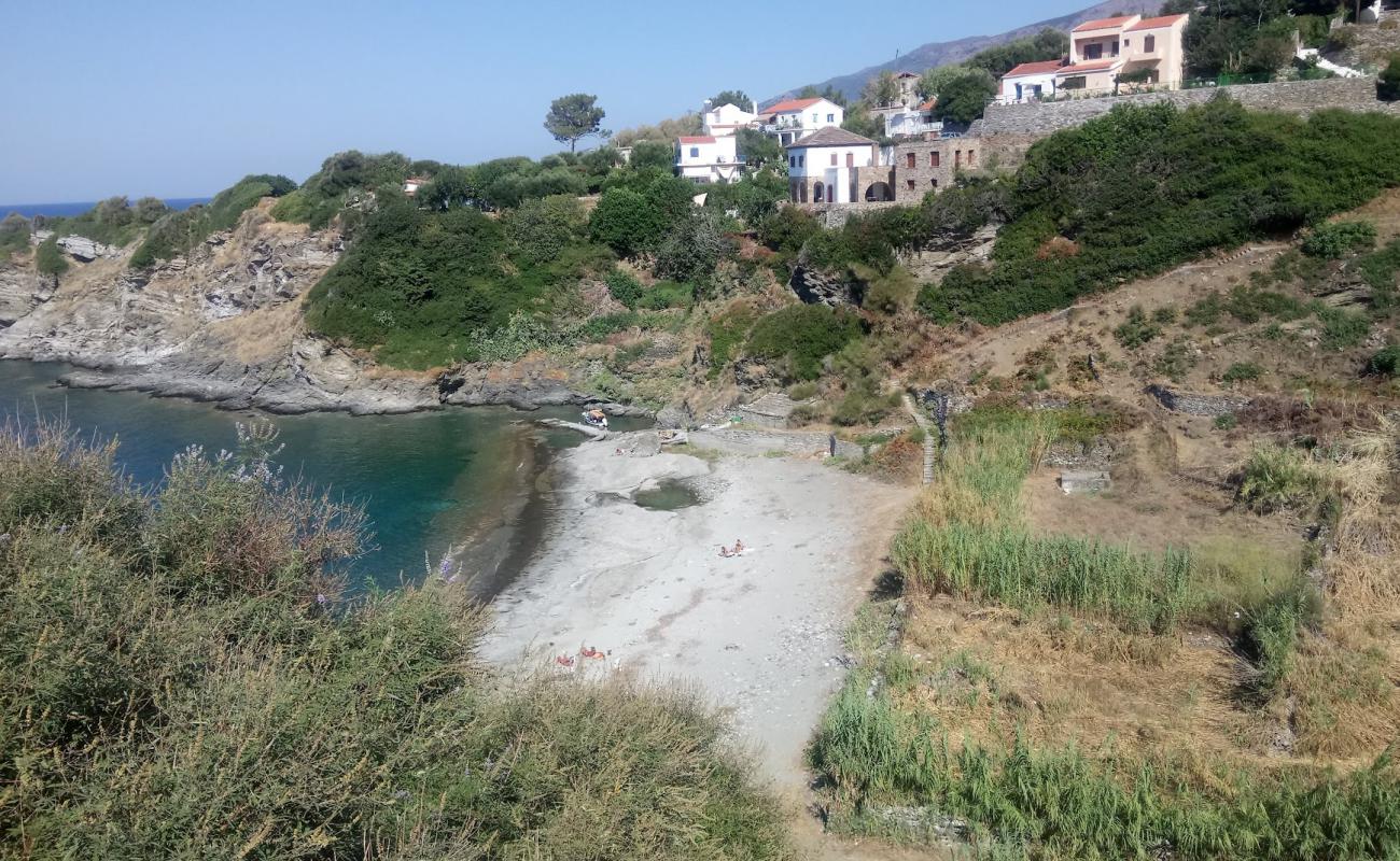 Photo de Fles Beach avec sable gris & galets de surface