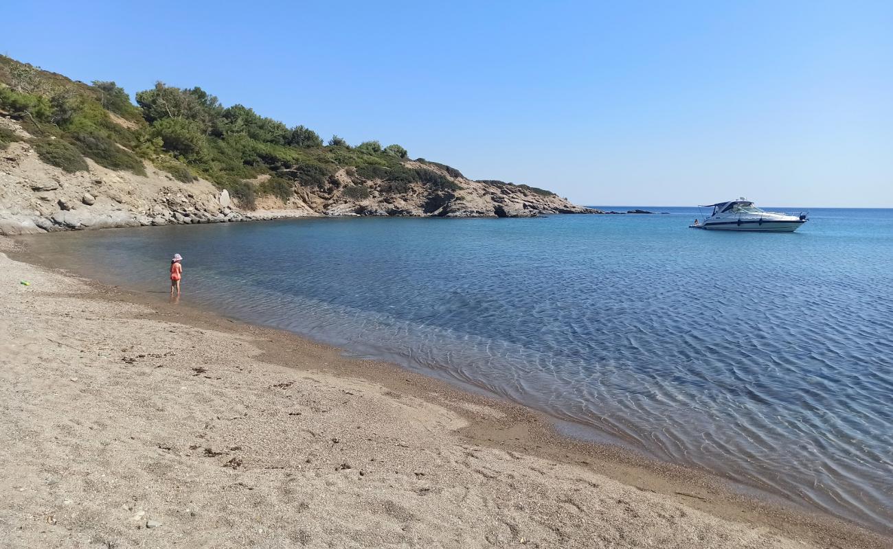 Photo de Proto Bilali Beach avec sable gris & galets de surface