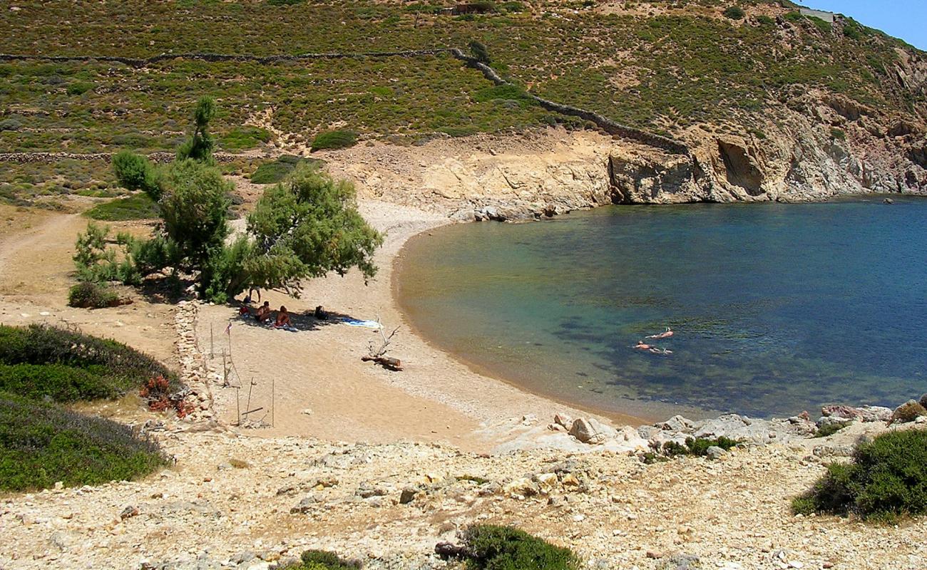 Photo de Paralia Didimes avec sable beige & galets de surface