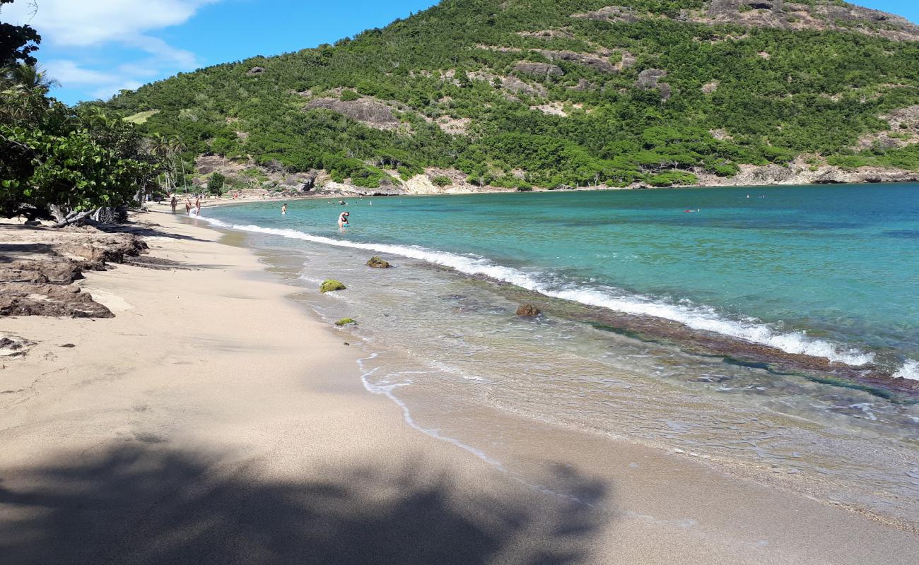 Photo de Plage de Pompierre avec sable beige de surface