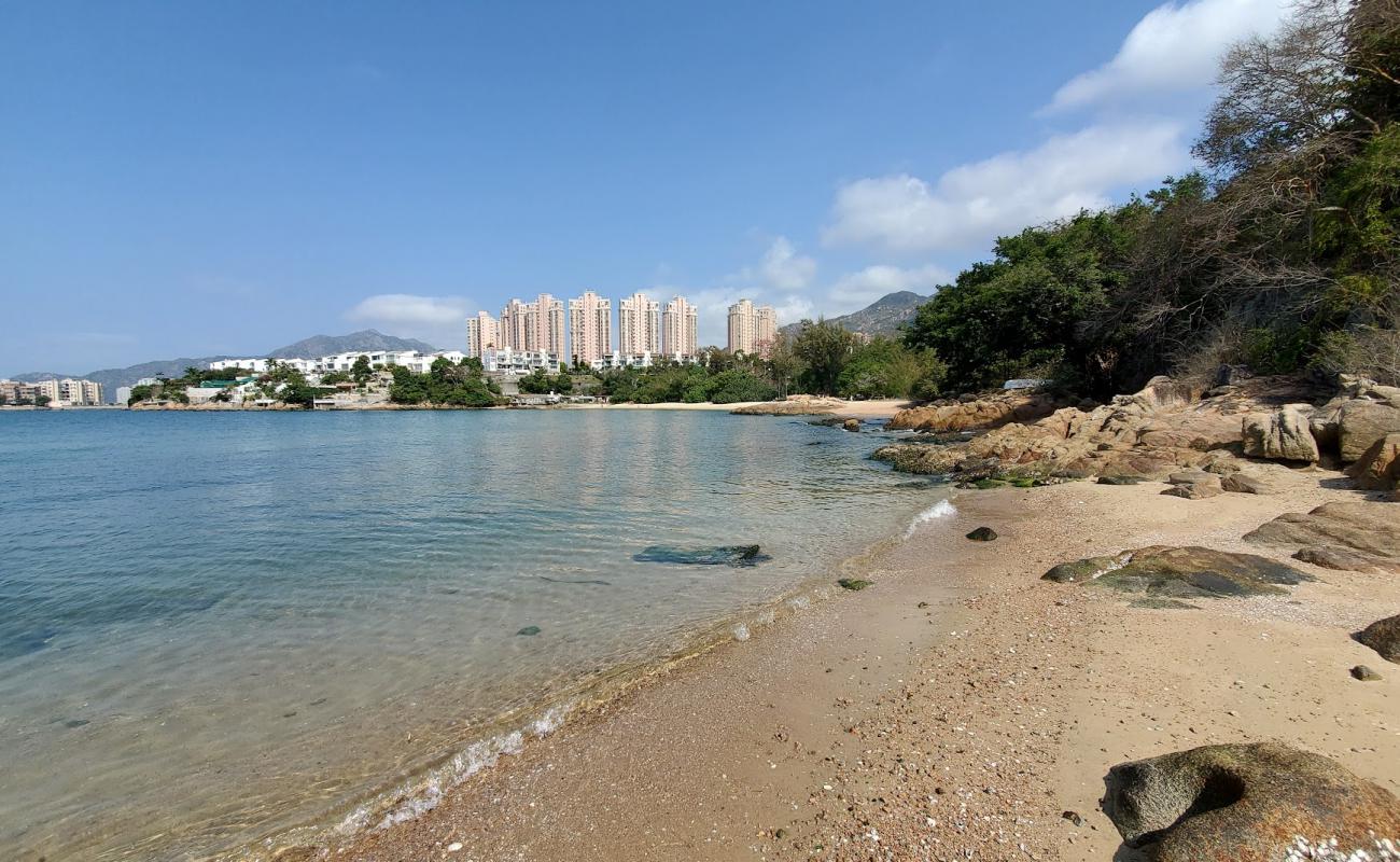 Photo de Tsing Lung Garden avec sable beige de surface