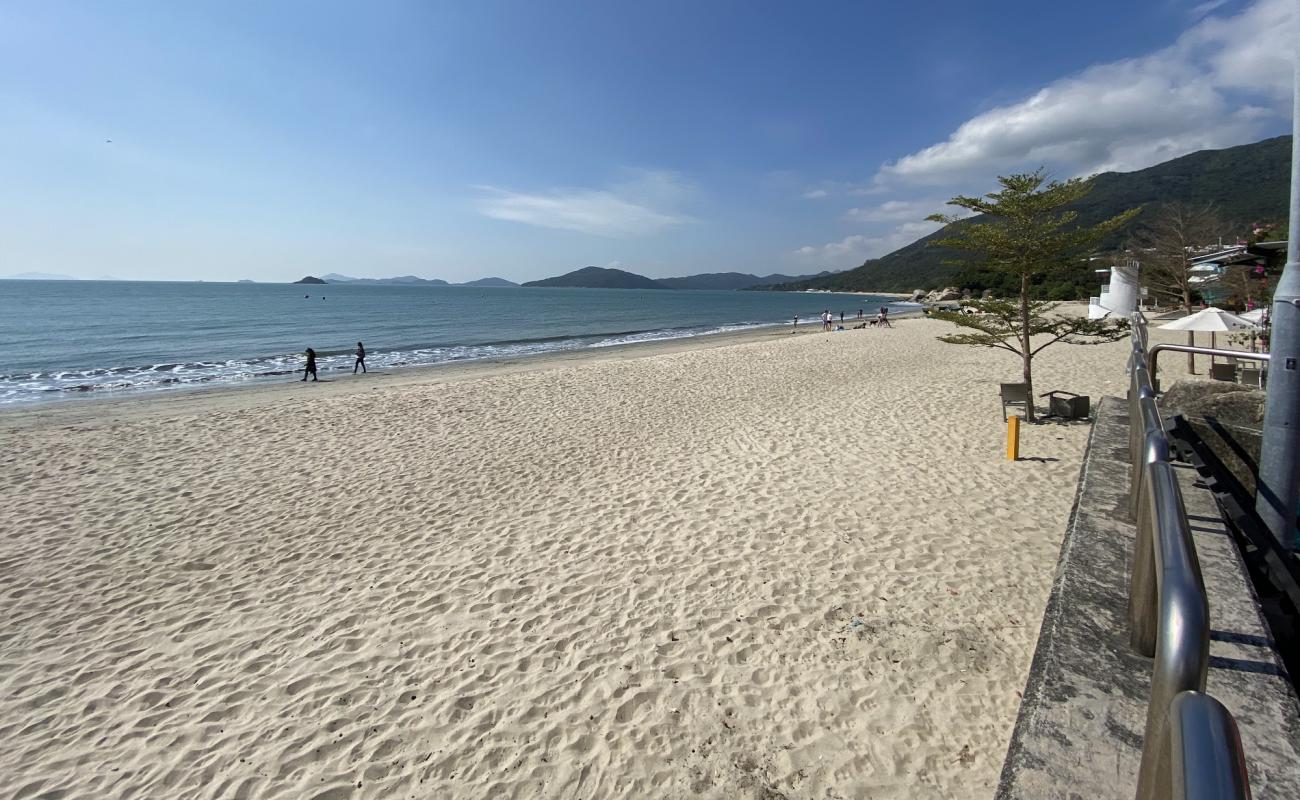 Photo de Upper Cheung Sha Beach avec sable lumineux de surface