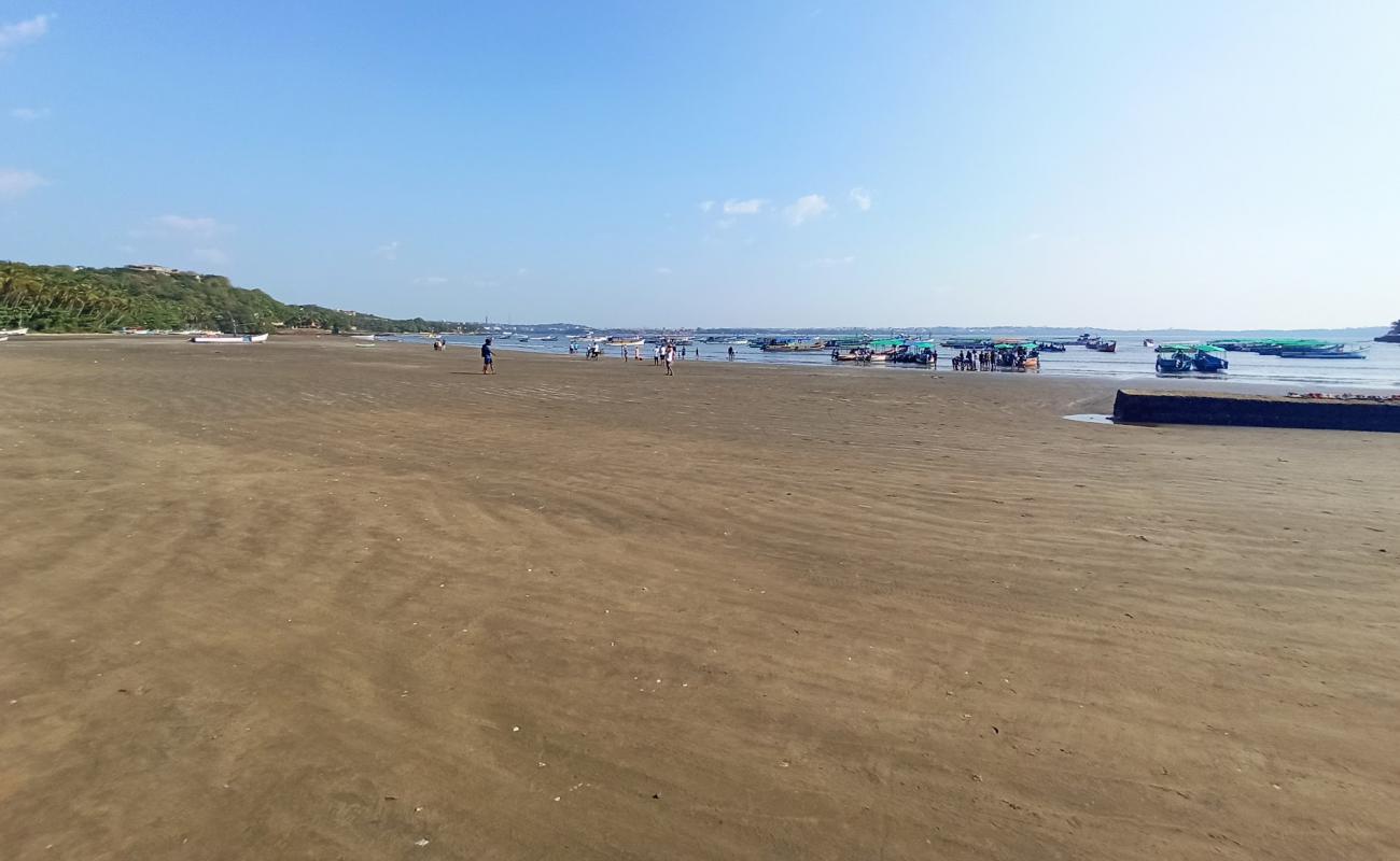 Photo de Coco Beach avec sable lumineux de surface