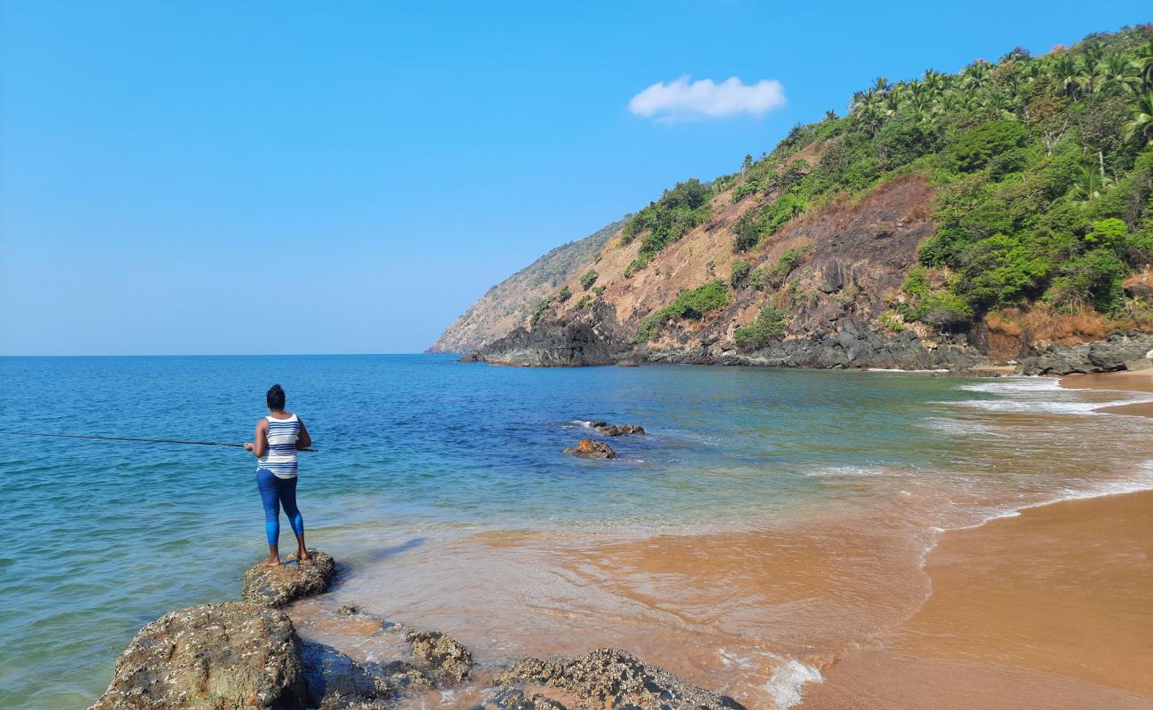 Photo de Kakolem Beach avec sable beige de surface