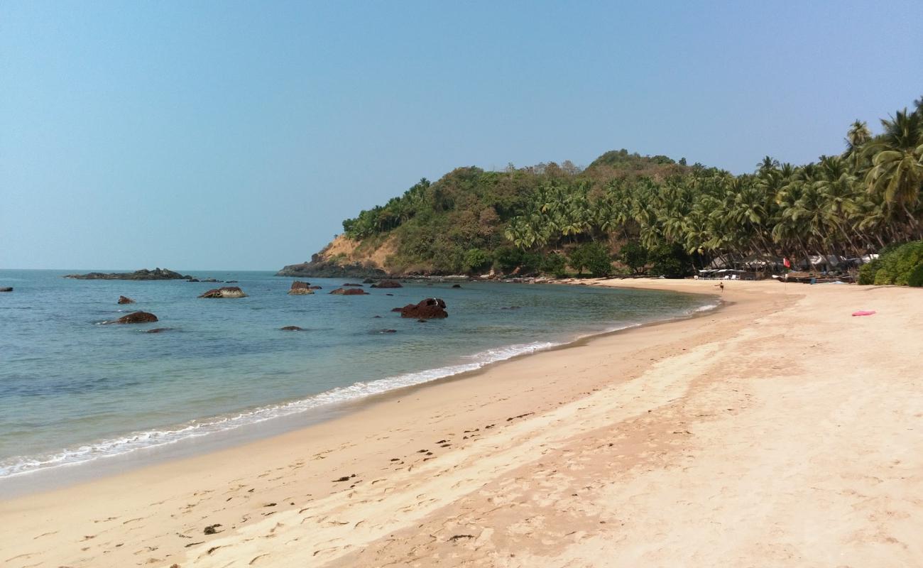 Photo de Small Cola Beach avec sable lumineux de surface