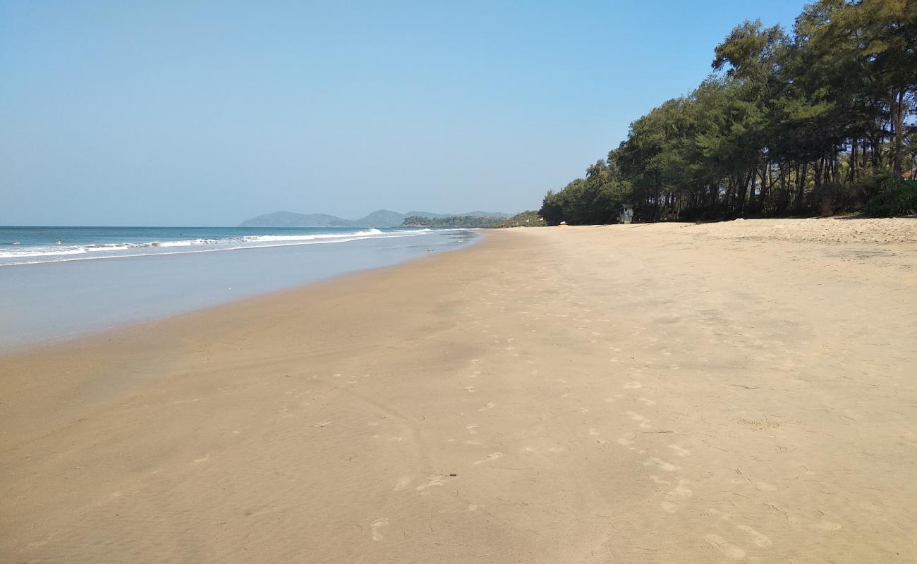 Photo de Galgibaga Beach avec sable beige de surface