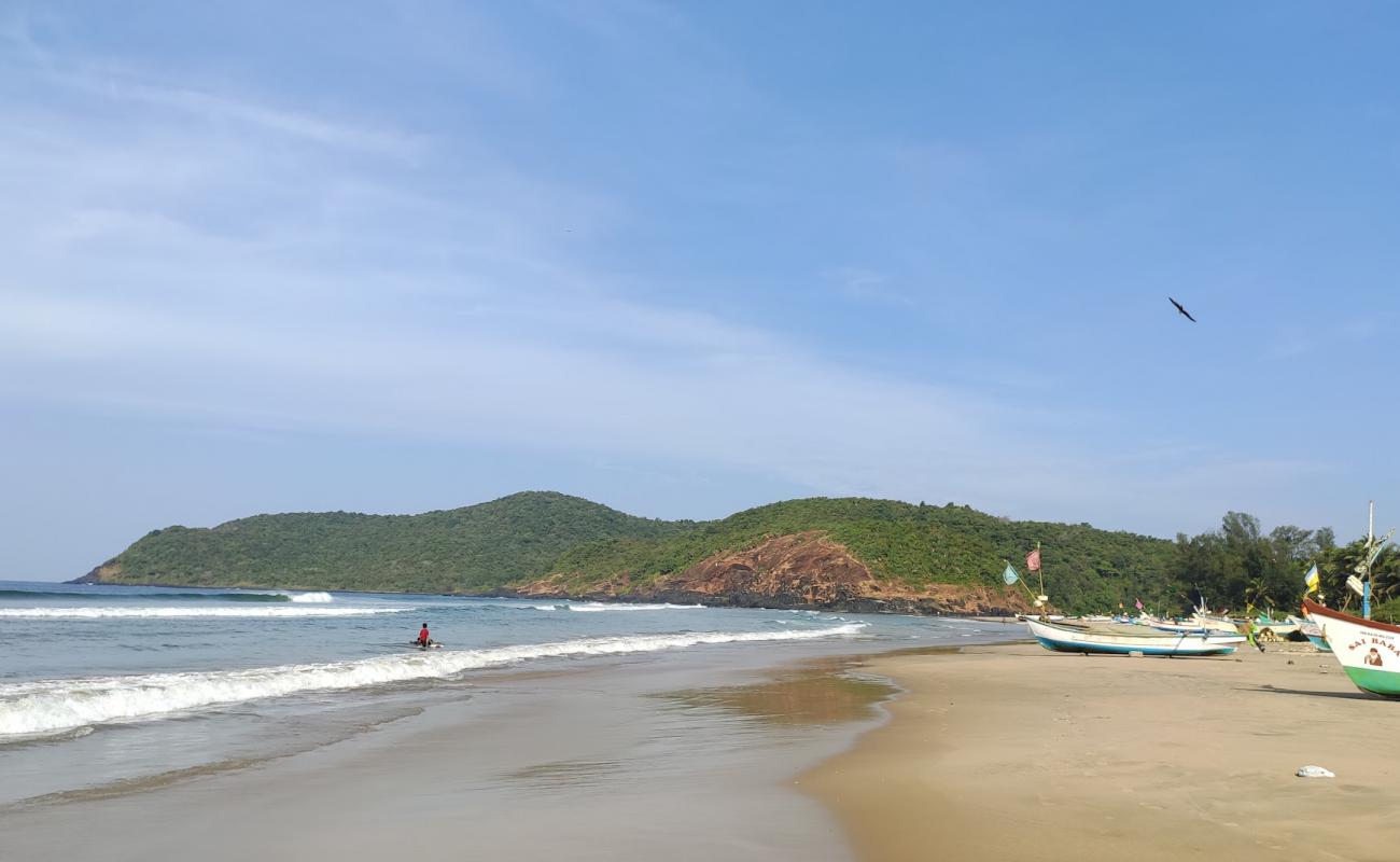 Photo de Dandebag Beach avec sable fin et lumineux de surface