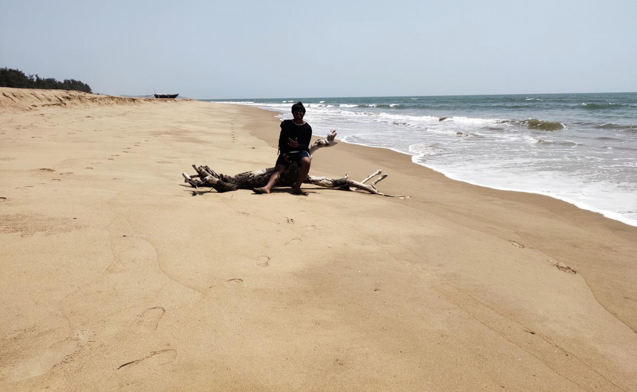 Photo de Manjaguni Beach avec sable beige de surface