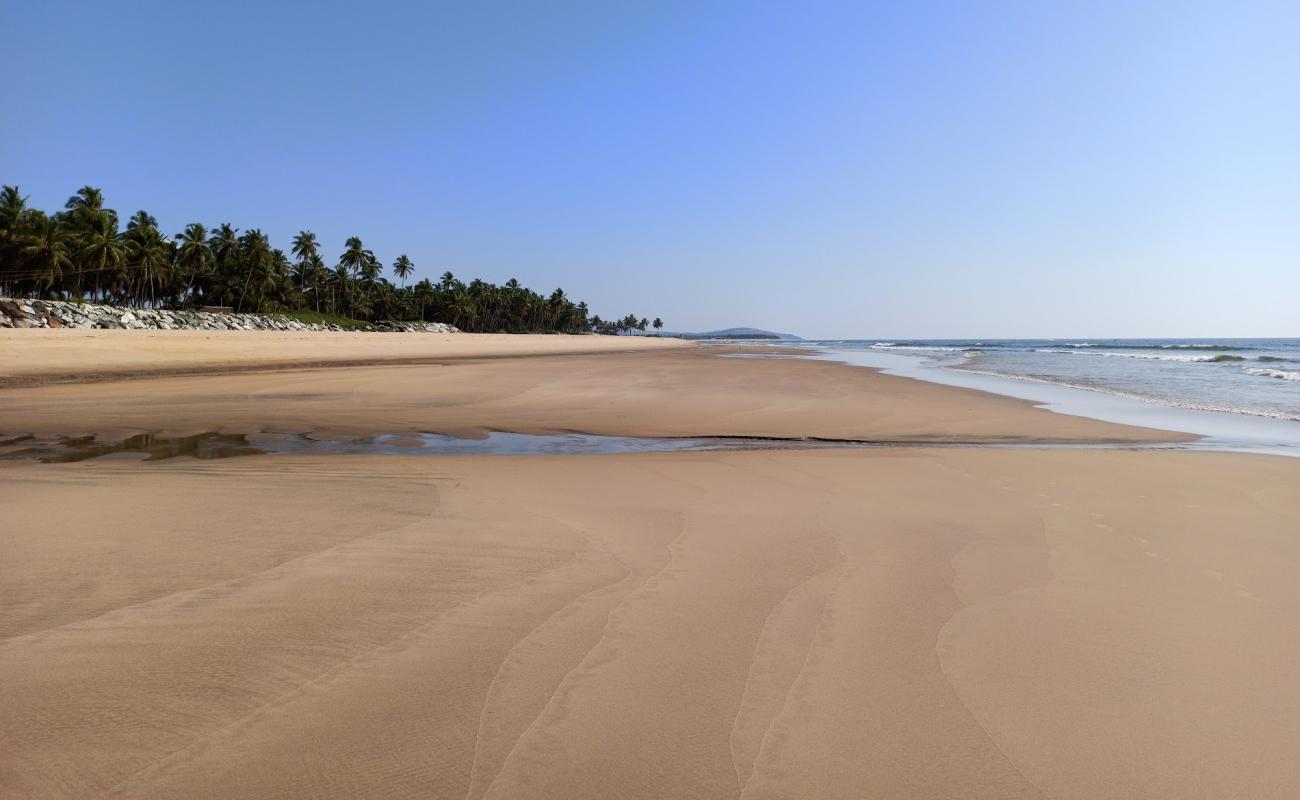 Photo de Pavinkurva Beach avec sable beige de surface