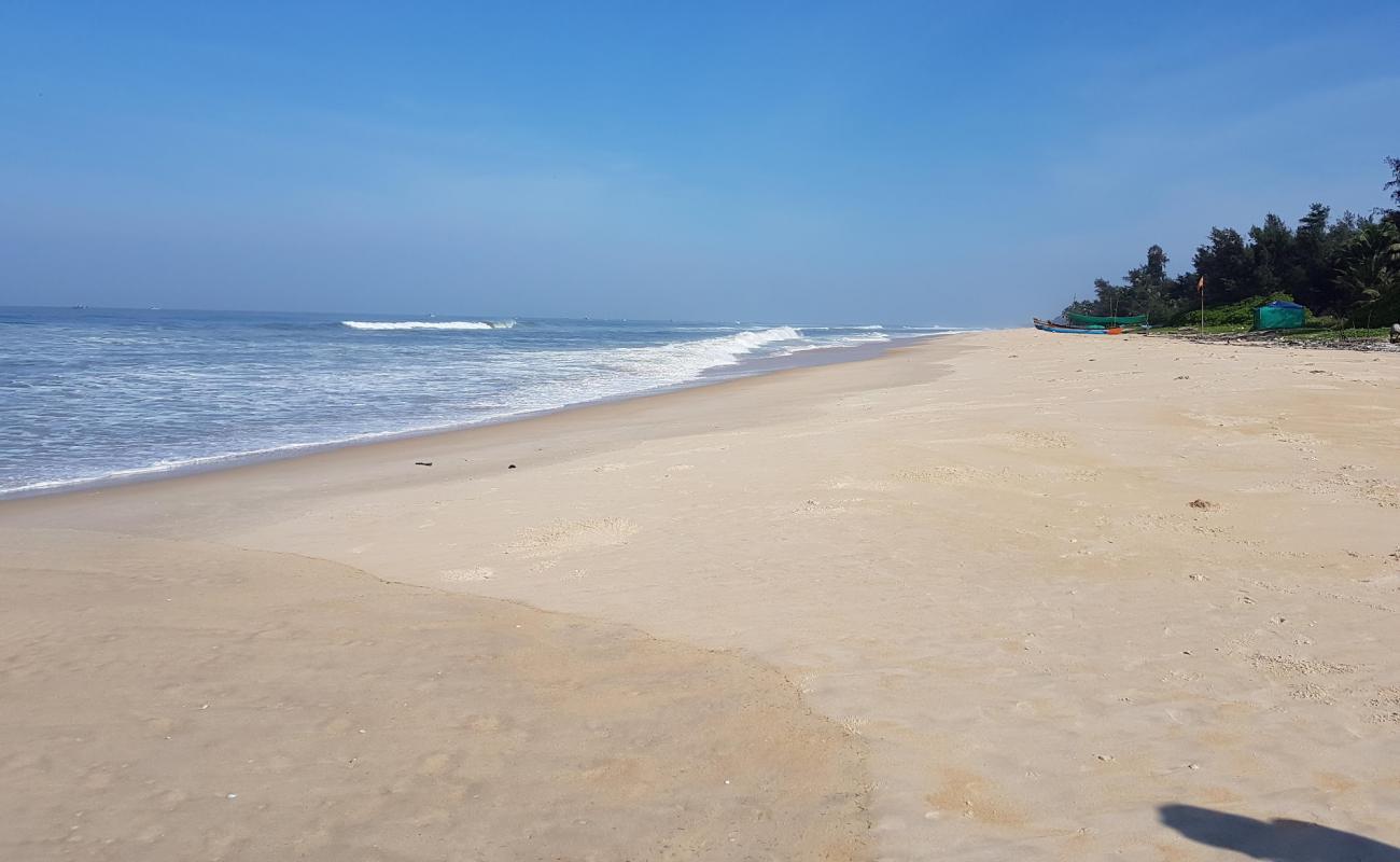 Photo de Kodi Beach avec sable lumineux de surface