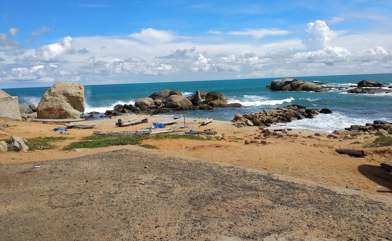 Photo de The Hidden Twin beach avec sable lumineux de surface