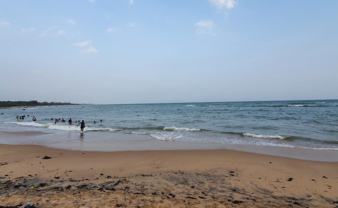 Photo de Rasthakaadu Beach avec sable lumineux de surface