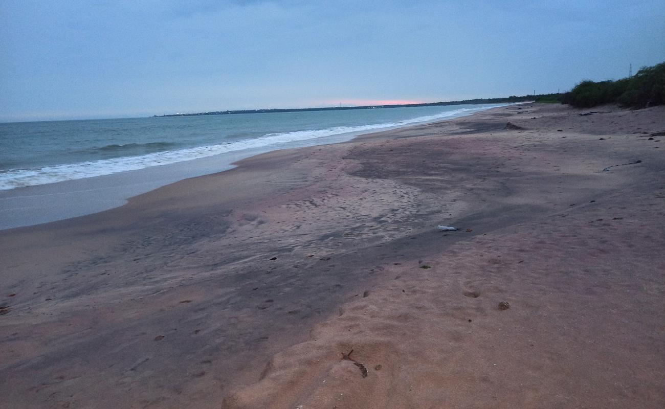 Photo de Kannankualam Beach avec sable lumineux de surface