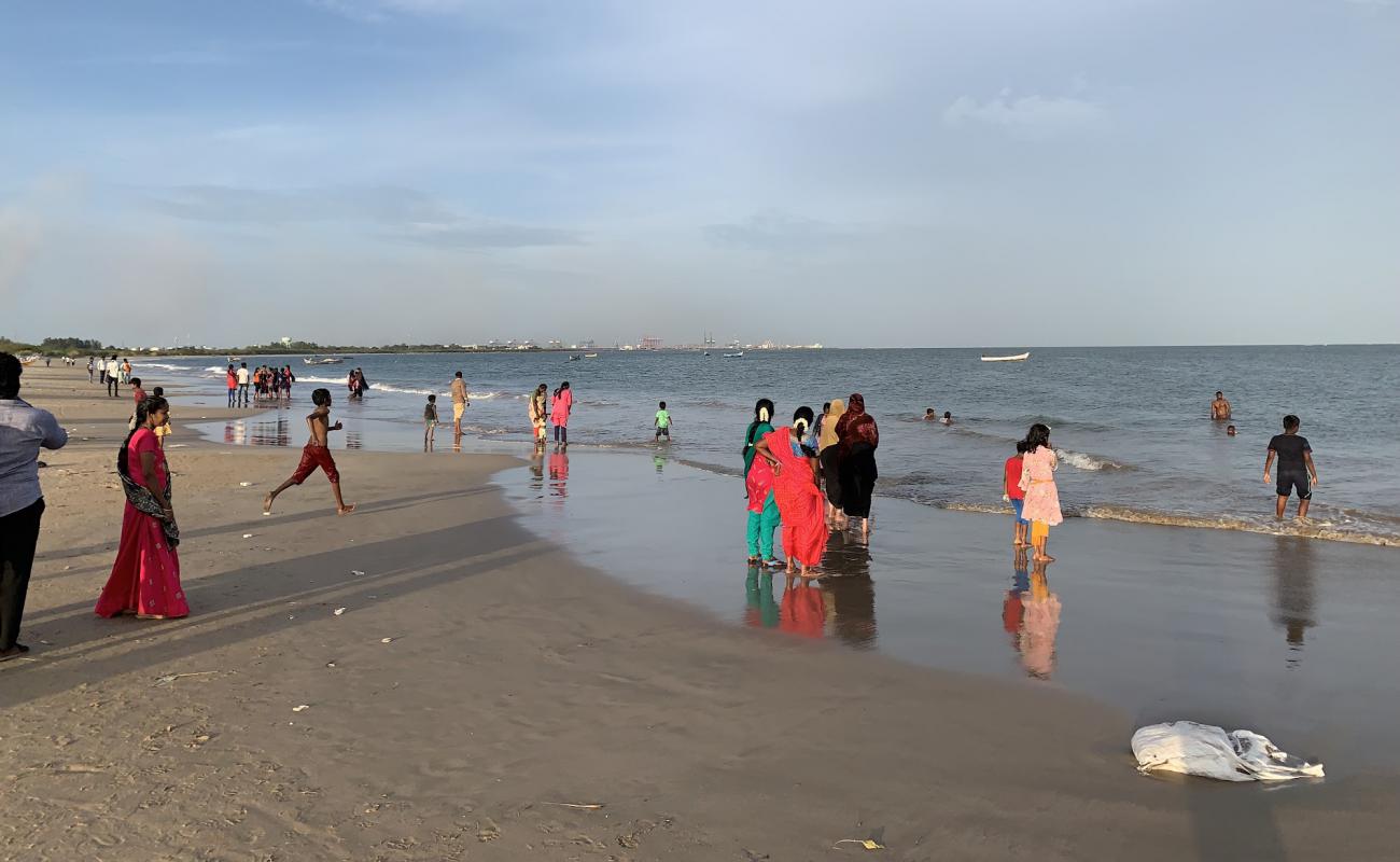 Photo de Thlamuthunagar Beach avec sable beige de surface