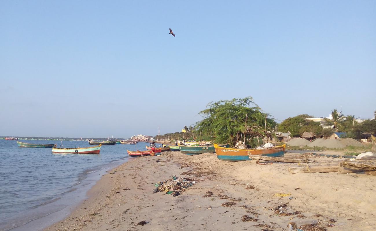 Photo de Sangumal Beach, Rameswaram avec sable beige de surface