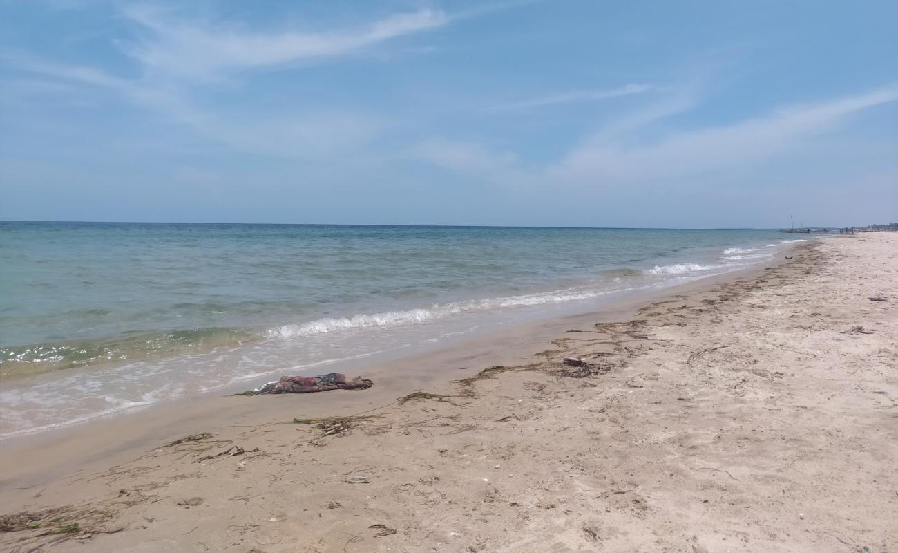 Photo de Alagankulam Beach avec sable lumineux de surface