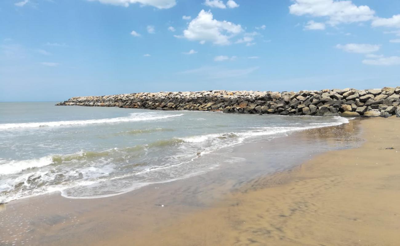 Photo de Old Beach Nagapattinam avec sable lumineux de surface