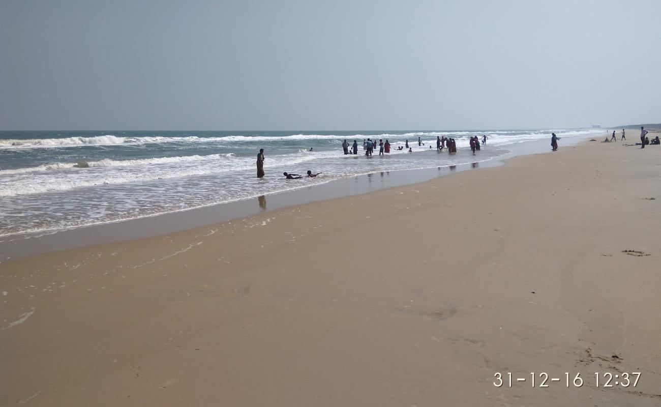 Photo de Samiyar Pettai Beach avec sable lumineux de surface