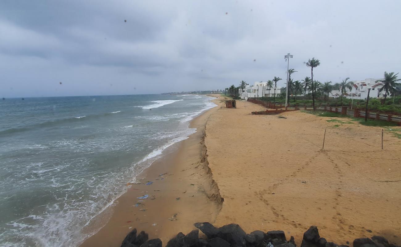 Photo de Island Bay Beach avec sable lumineux de surface