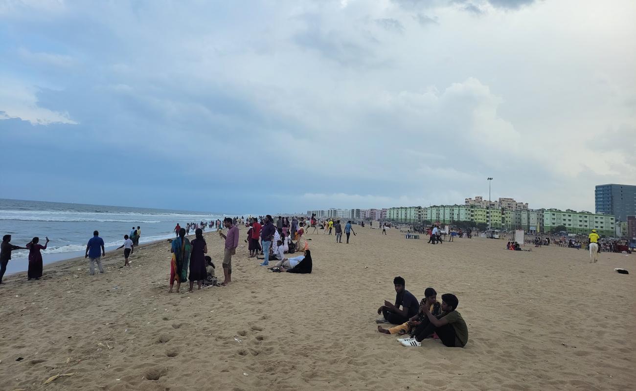 Photo de Gandhi Beach avec sable lumineux de surface