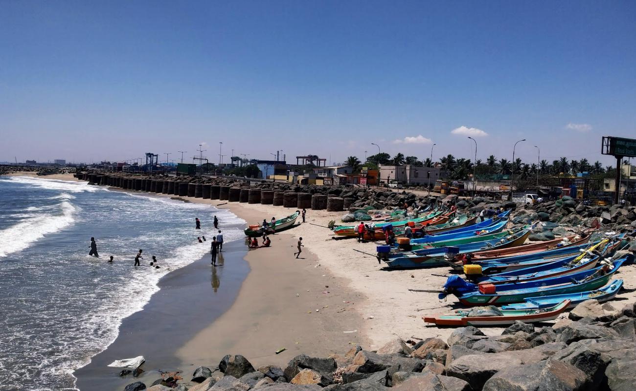 Photo de Bharathiyar Nagar Beach avec sable lumineux de surface