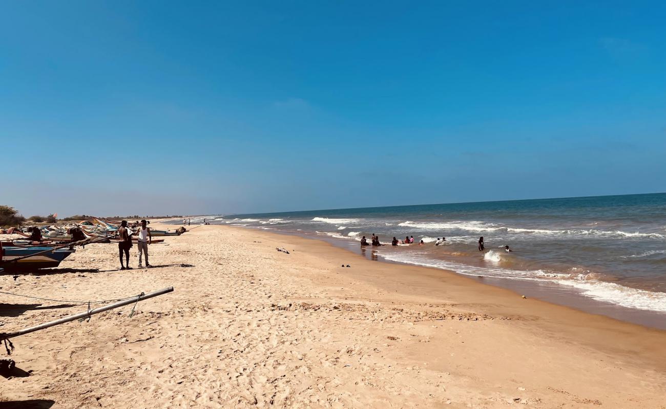 Photo de Thummalapenta Beach avec sable lumineux de surface