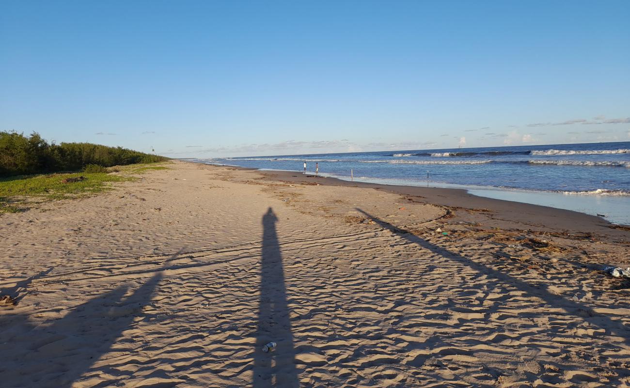 Photo de Shankaraguptham Beach avec sable fin et lumineux de surface