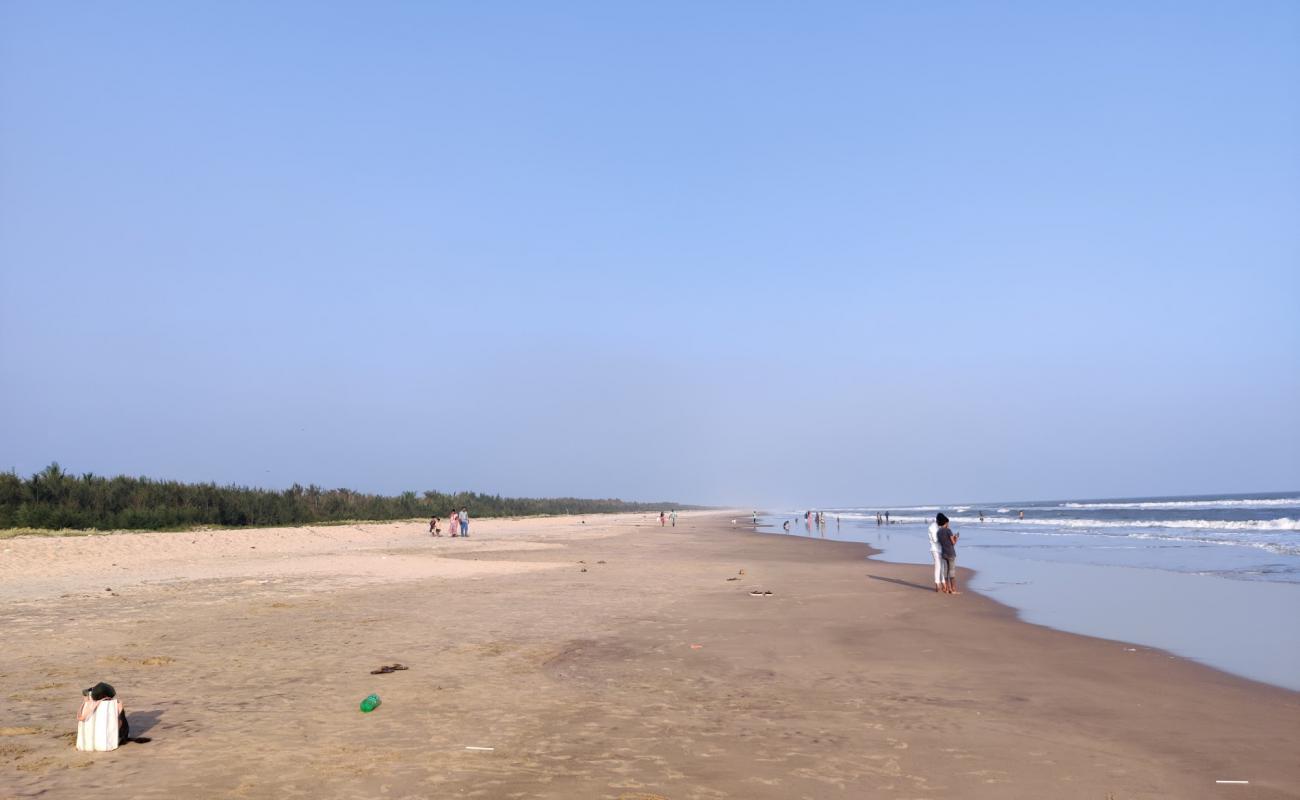 Photo de Kesanapalli Beach avec sable fin et lumineux de surface