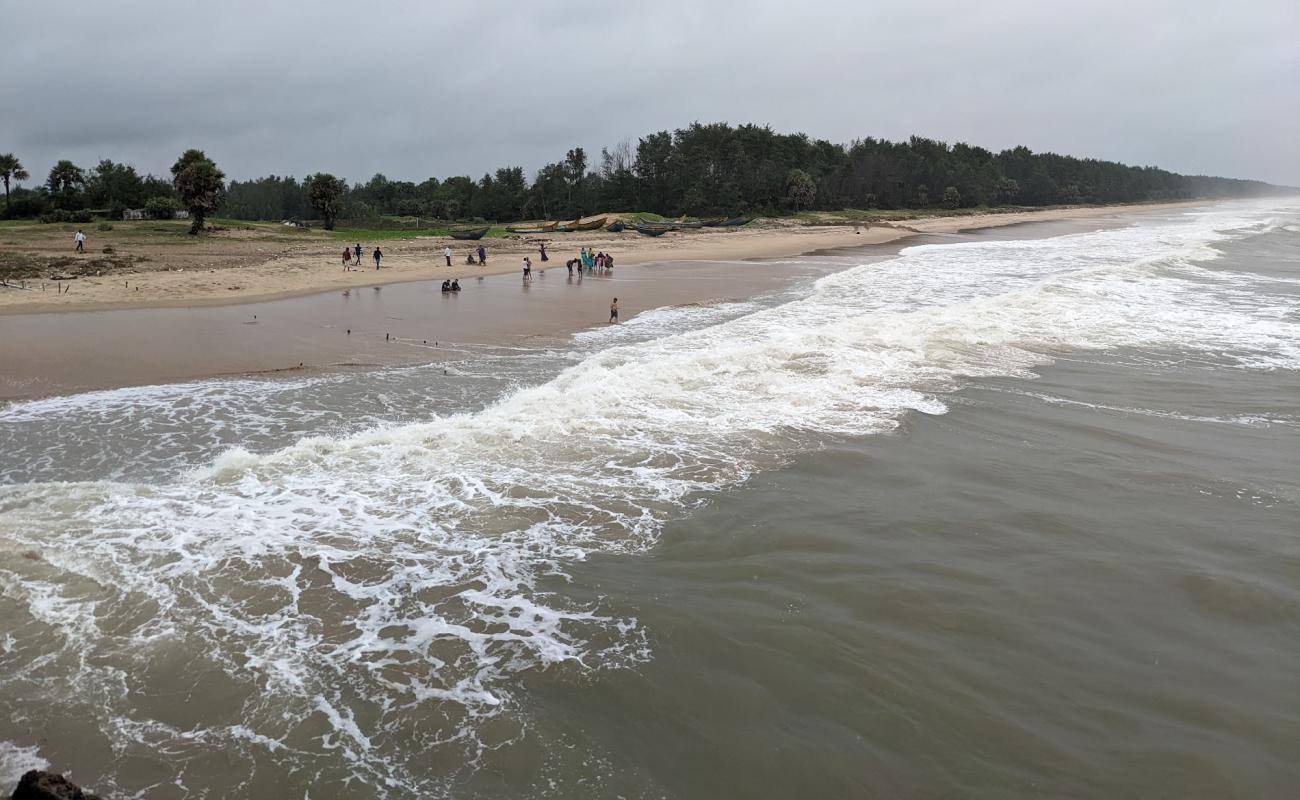 Photo de Addaripeta Beach avec sable beige de surface