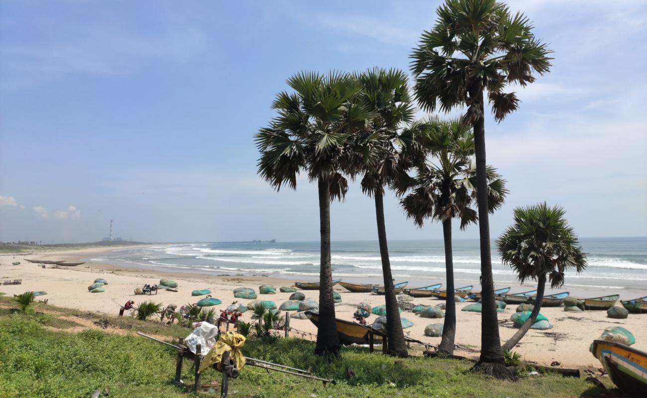 Photo de Mutyalammapalem Beach avec sable lumineux de surface