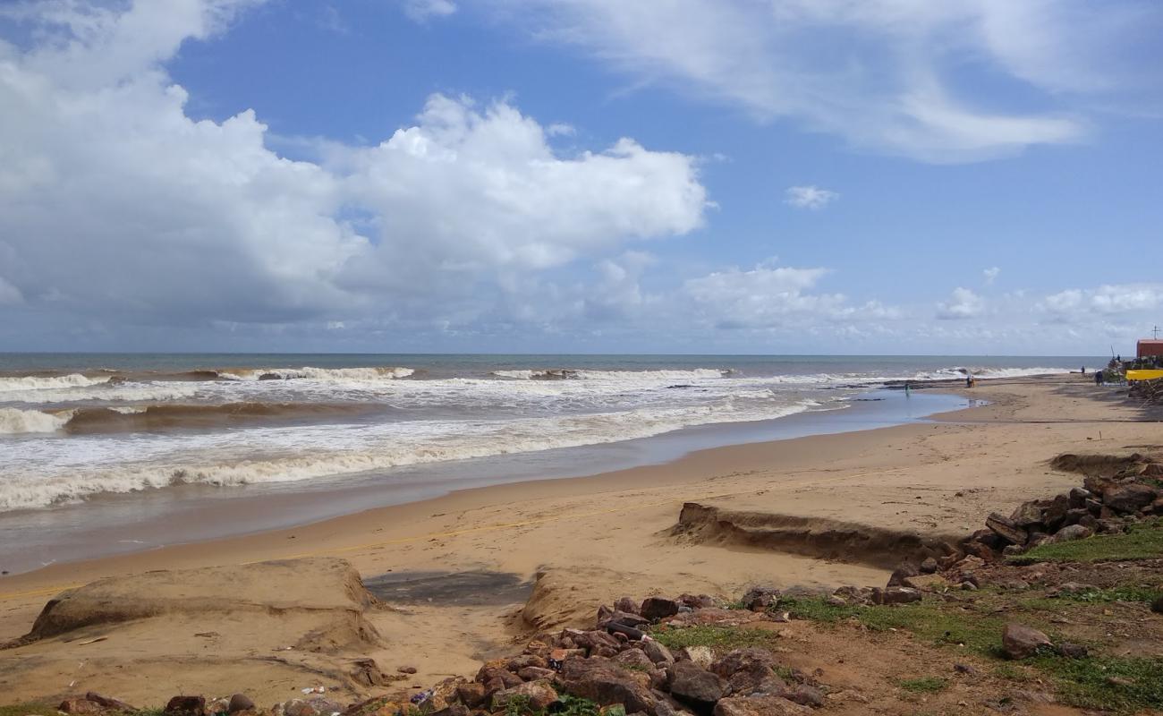 Photo de Bheemili Beach avec sable lumineux de surface