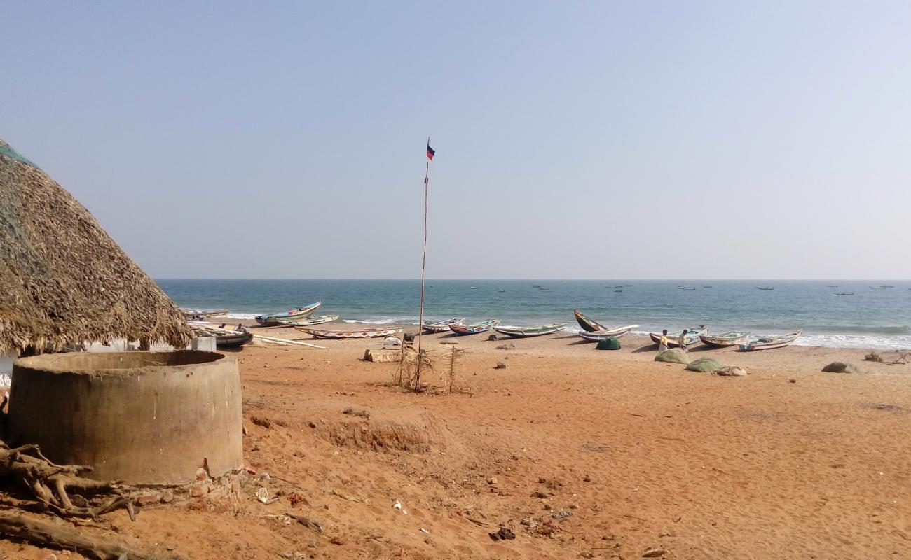 Photo de Thippalavalasa Beach avec sable beige de surface