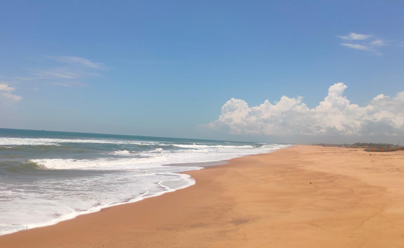 Photo de Allivalasa Beach avec sable beige de surface