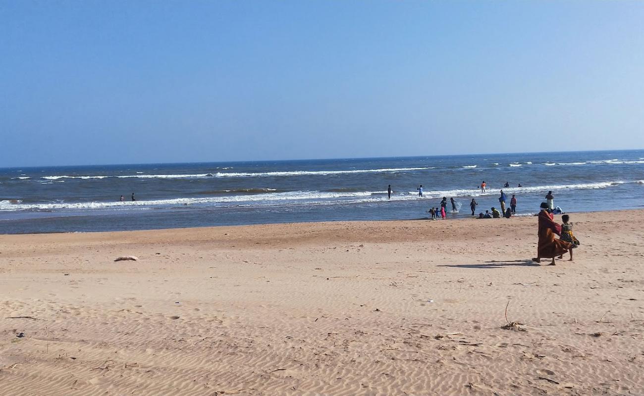 Photo de Ganagalla Peta Beach avec sable beige de surface