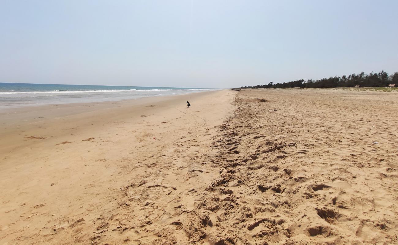 Photo de Jagannnadhapuram Beach avec sable lumineux de surface