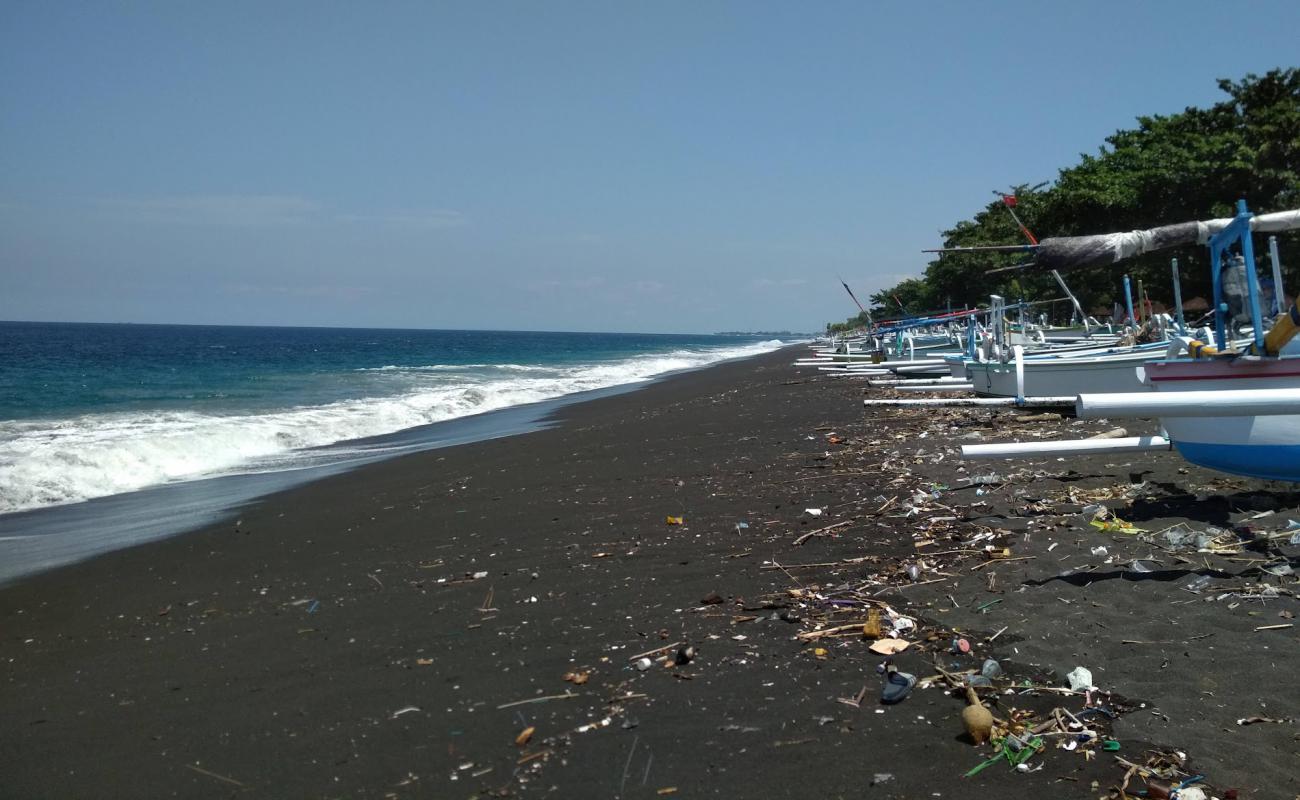 Photo de Pengalon Beach avec sable noir de surface