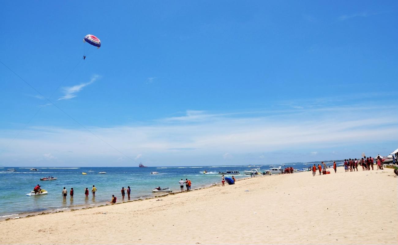 Photo de Tanjung Benoa avec sable lumineux de surface