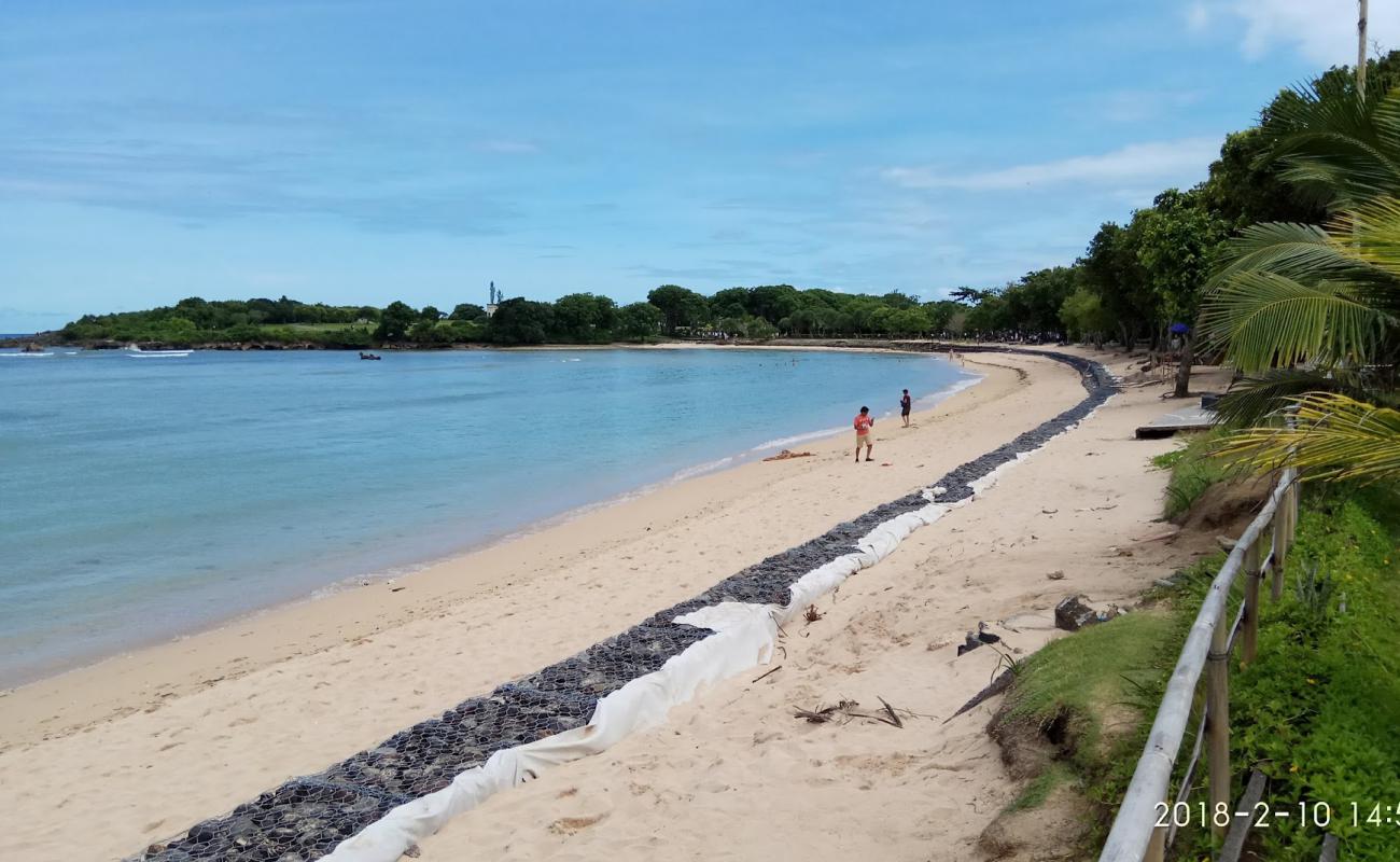 Photo de Nusa Dua Agendaz avec sable beige fin de surface