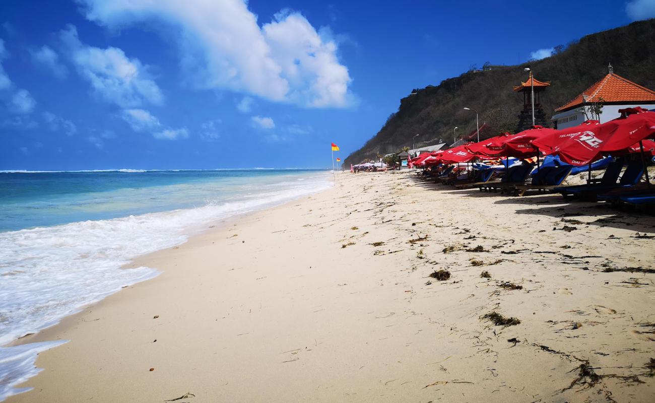 Photo de Pandawa Beach avec sable lumineux de surface