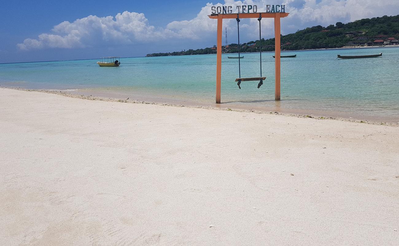 Photo de Song Tepo Beach avec sable lumineux de surface