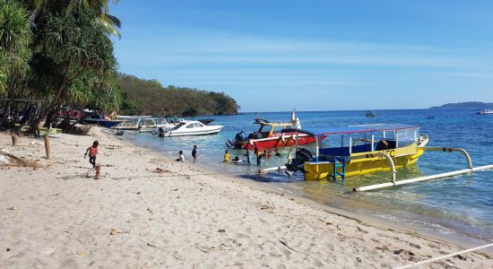 Kecinan beach