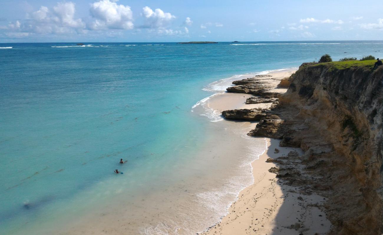 Photo de Galeri Beach avec sable beige de surface