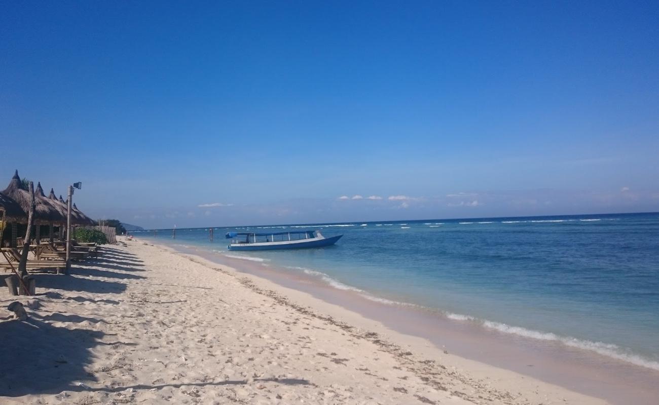 Photo de Gili Trawangan Beach II avec sable beige de surface