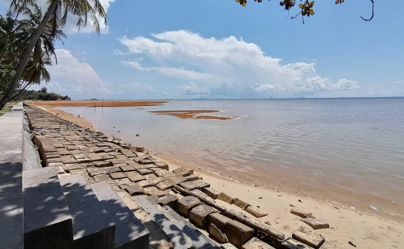 Photo de Pantai Tj. Bemban avec sable rose de surface