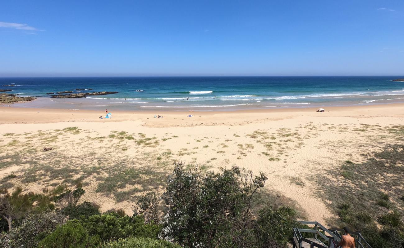 Photo de Armands Beach avec sable beige de surface