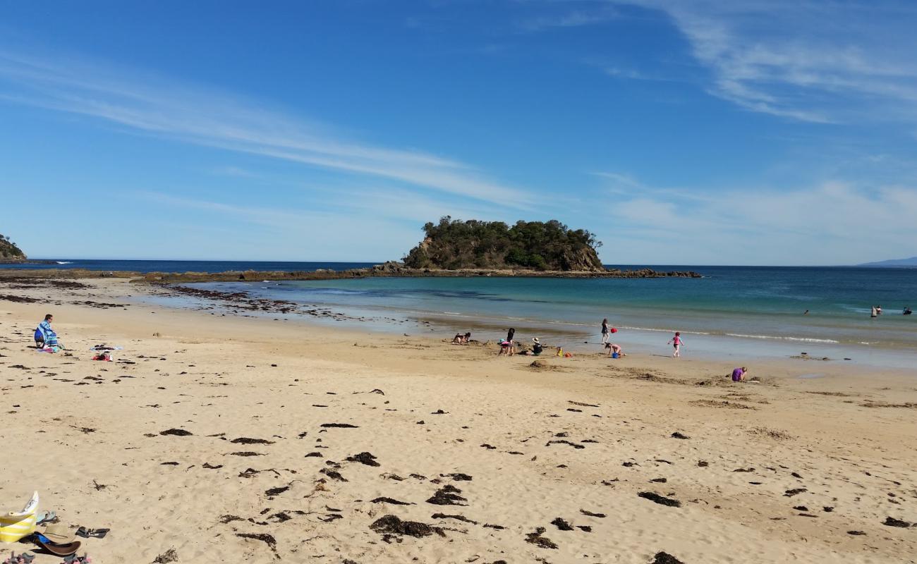 Photo de Barlings Beach avec sable beige de surface