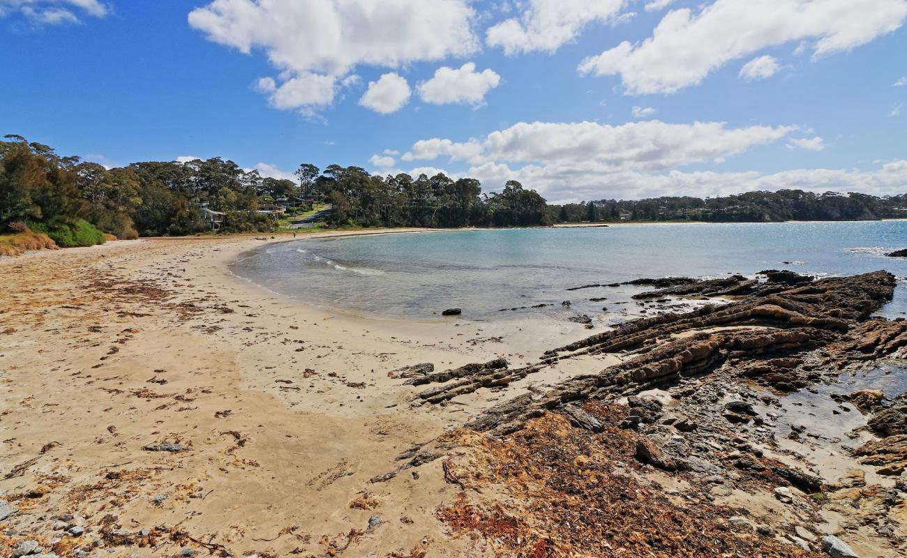 Photo de Wimbie Beach avec sable beige de surface