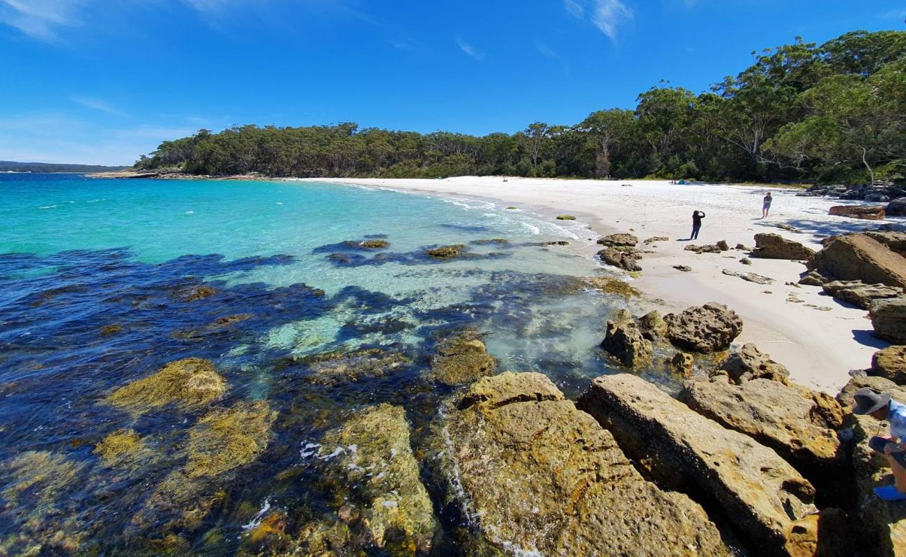 Photo de Greenfield Beach avec sable fin blanc de surface